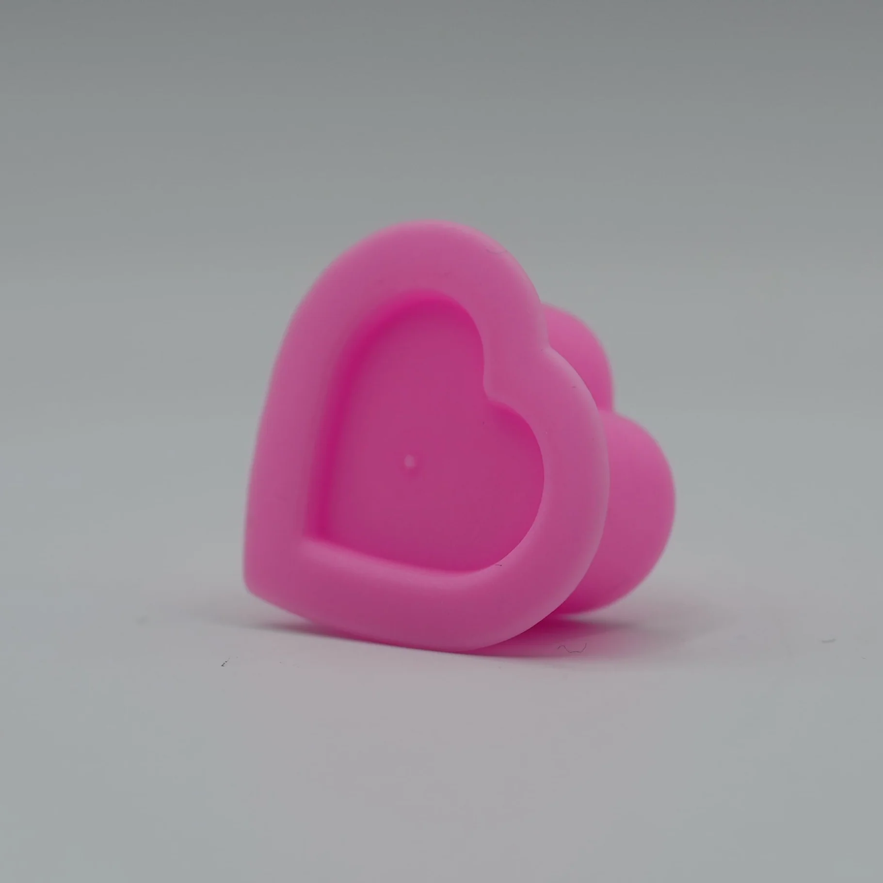 MOTH Silicone Heart Ink Caps Pink (200 pcs) - Image 4