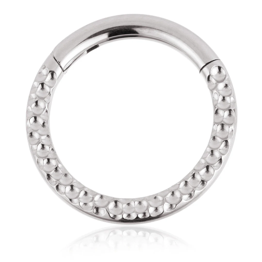 Ti Couture Forward Facing Hammered Hinge Ring