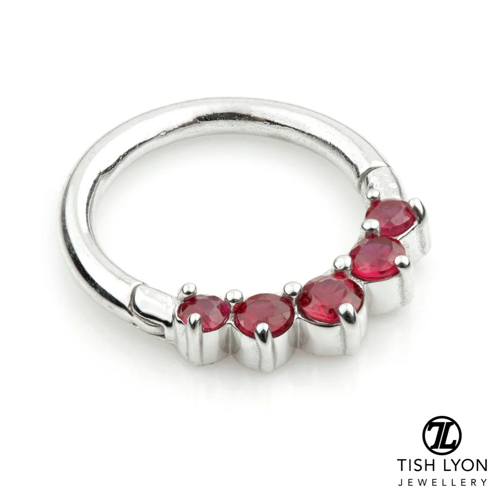 TL - 14ct Gold Front Facing Ruby Hinge Ring - Image 3